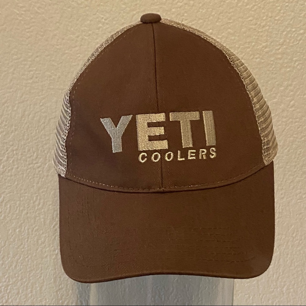 YETI Coolers Hat Adjustable Snapback Mesh Cap 2014 Trucker Brown
